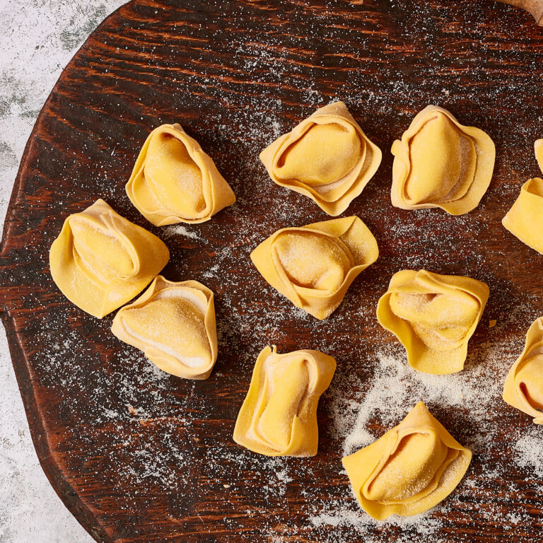 La Tua Pasta: Spinach & Ricotta Tortelloni (250g & 1kg)